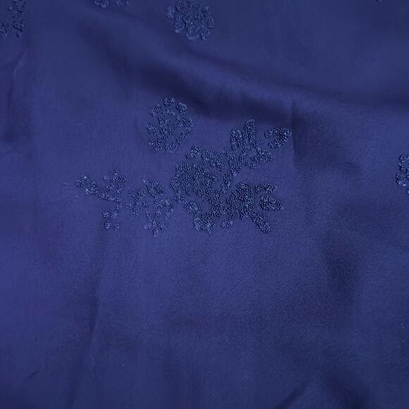 Lavender Brand Dark Purple Skirt with Textured Design Woman Size Medium - Picture 2 of 10